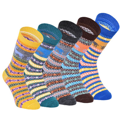 Wohlfühl-Hygge Socken mit Wolle Rentier-Motive